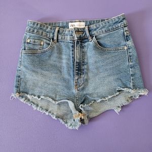 Zara High Rise Jean Shorts US04